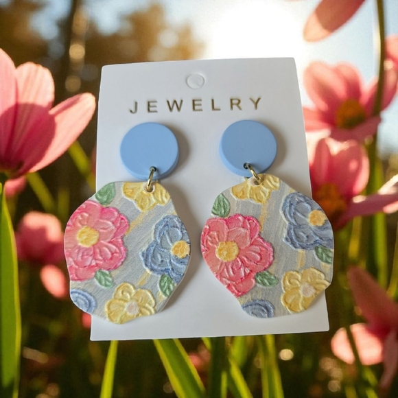 Jewelry - Flowerful‎ Colorful Embossed Acrylic Earrings with Blue Studs